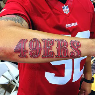 Die Bedeutung eines 49ers Arm Tattoos