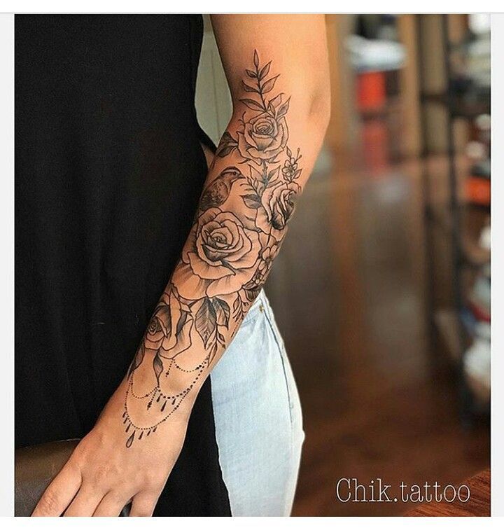 img/arm-tattoo-blumen-design.jpg