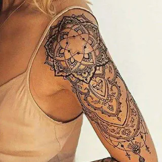 Arm Tattoo Designs für Frauen