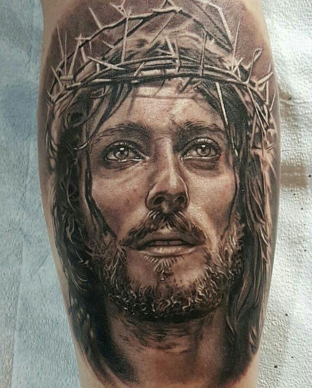 img/arm-tattoo-jesus-bedeutung-und-symbolik.jpg