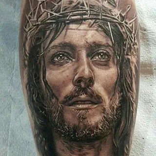 Arm Tattoo Jesus: Bedeutung und Symbolik