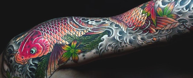 img/arm-tattoo-koi-bedeutung-und-designideen.jpg