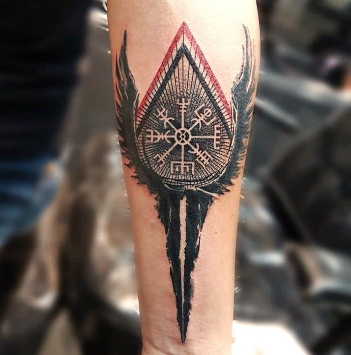 img/arm-tattoo-viking.jpg