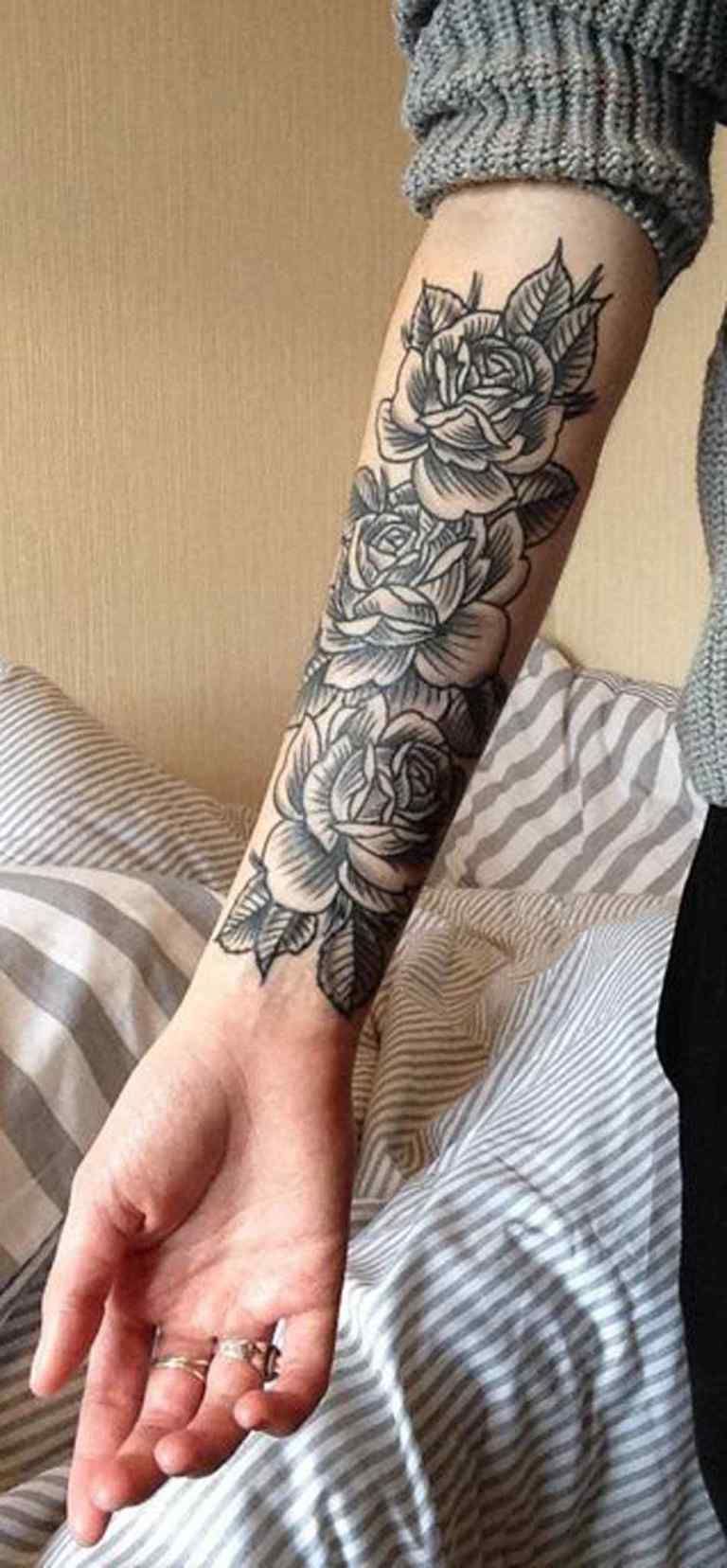 img/best-flower-arm-tattoo.jpg