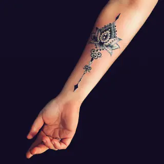 Die besten Arm-Tattoos für Mädchen