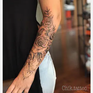 Blumen Mandala Arm Tattoo: Bedeutung und Designs