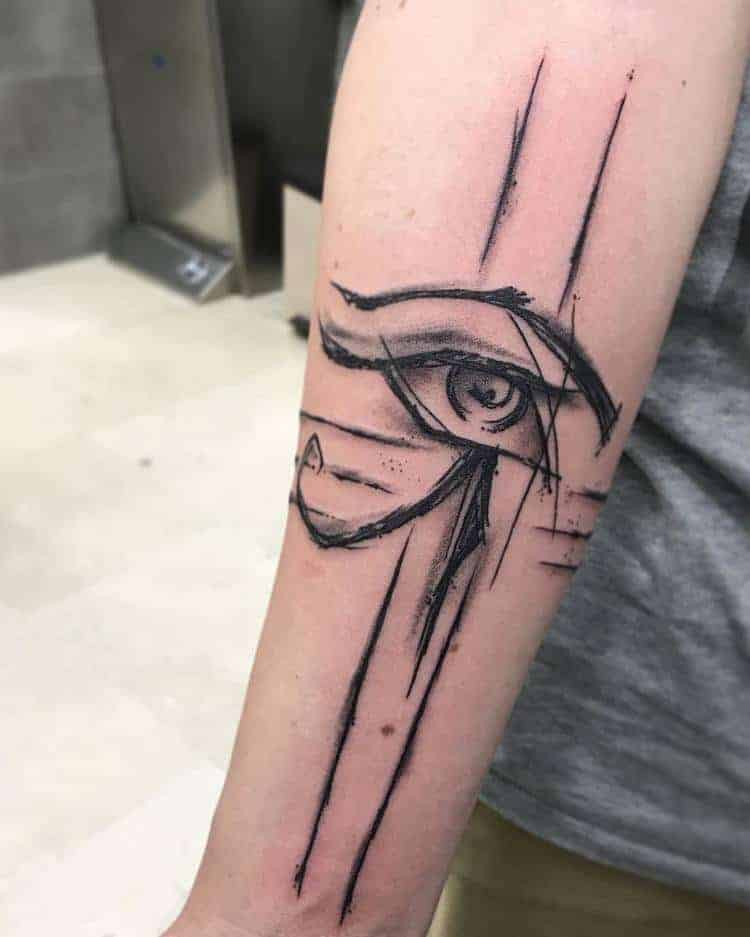 img/eye-of-horus-arm-tattoo.png