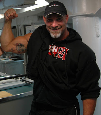 img/goldberg-arm-tattoo-bedebutng.jpg