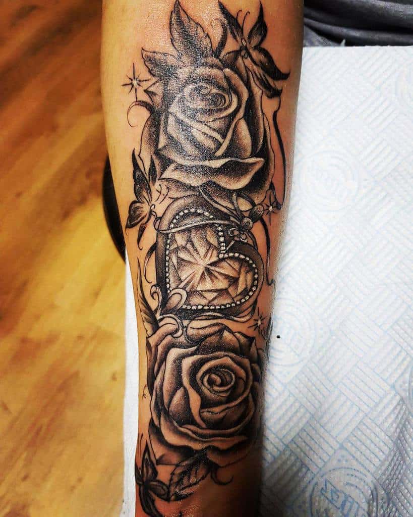 img/rose-arm-tattoo-designs.jpg