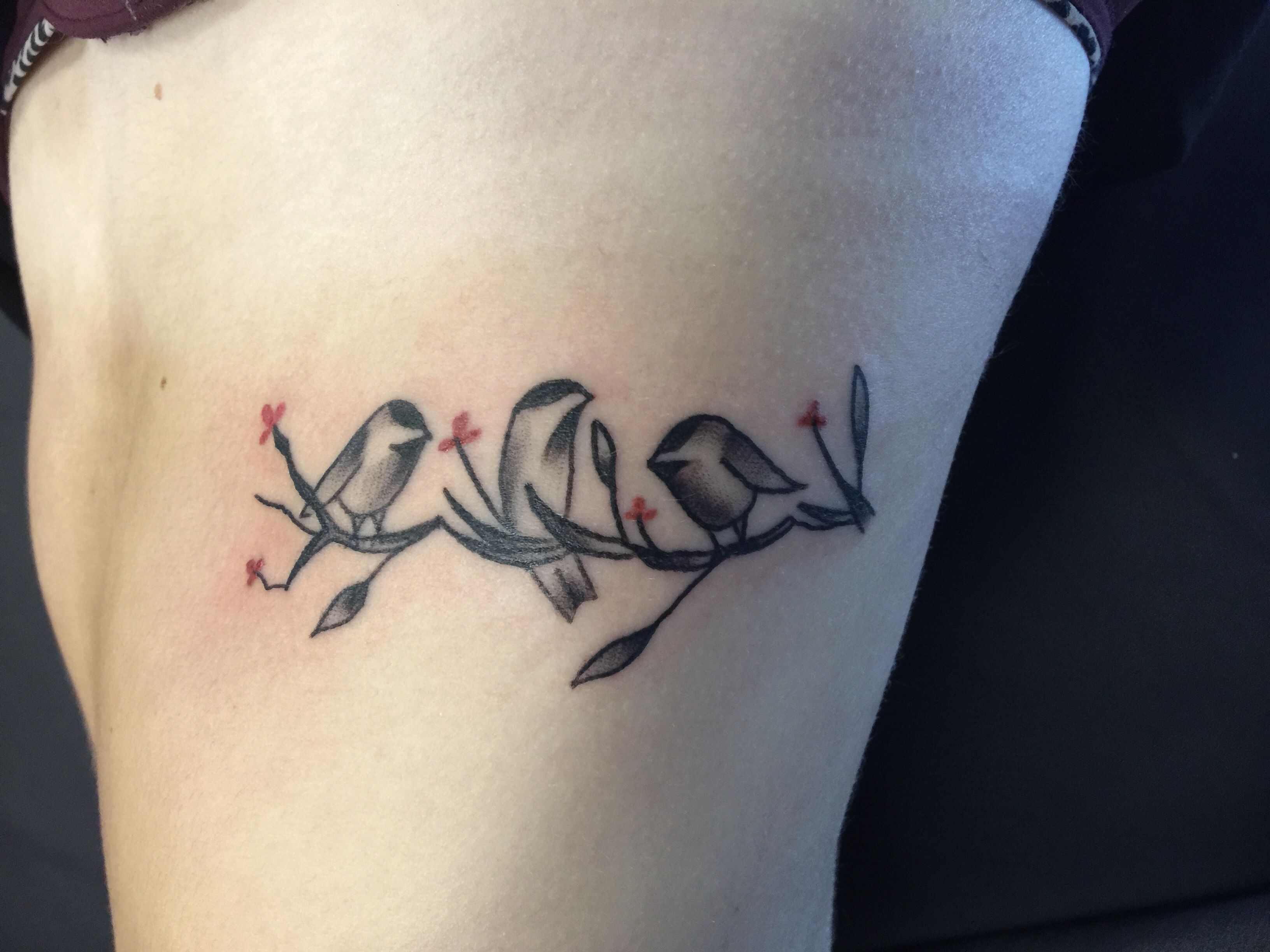 img/small-wildblumenarm-tattoo.jpg