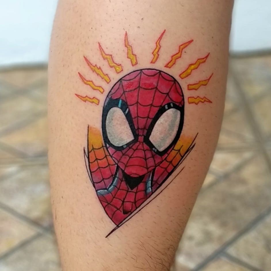 img/spider-man-anzug-arm-tattoo.jpg
