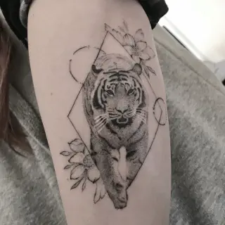 Tiger für Arm Tattoo