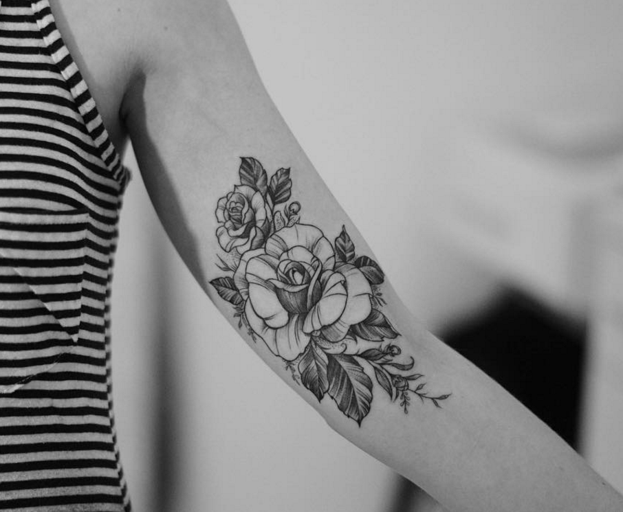 img/upper-arm-tattoo-love.png